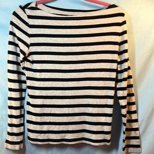 🔥Black & Gray striped Tee-long sleeve 🔥